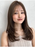 ナチュラルカール20代30代40代◎美髪くびれヘア斜めバング