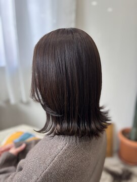 キンヘアストア(KIN hair store) ツヤ髪質改善×外ハネアッシュ