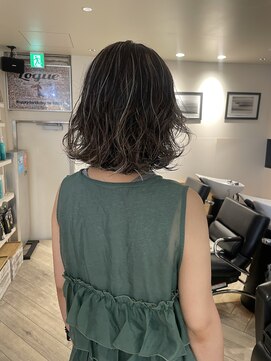 ローグ(Logue) 細めはっきりハイライト