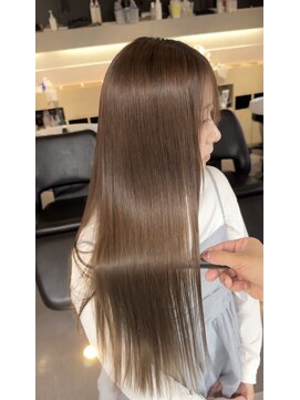 エマノン(EMANON) 福岡天神 髪質改善 巻ける縮毛矯正 酸性ストレート