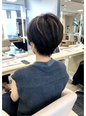 30代、40代、50代ショート/トップのボリューム/襟足の収まり