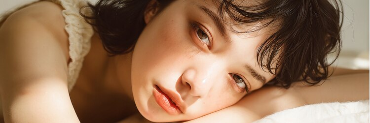 カルテット(Quartett)のサロンヘッダー