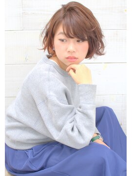 ミュージアム(MUSEUM) ■MUSEUM■インナーカラーで!フェザーボブ