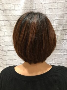 ミーティア バイ クアトロ(Meteor By QUATRO) マッシュショート