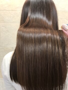 ヘアー エステ テゾロ hair esthe Tezoro ハリスノフxトリートメント