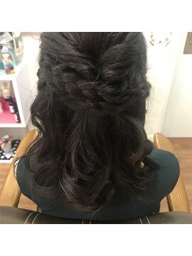 ヘアーアンドネイル ピーファイブ(hair&nail P five) ミディアムヘアセット×結婚式×二次会×