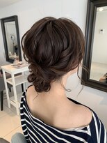 フェリーチェ(Felice)&nbsp;ナチュラルウェーブ　小顔アップ　お団子　ドレスヘア　二次会