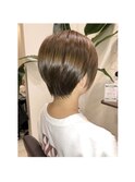ショートボブ