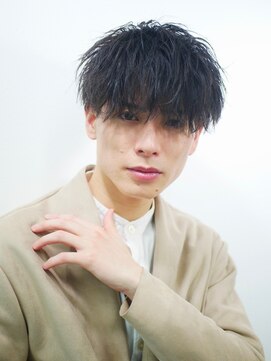 イーラ(era) ソフトツイストパーママッシュ刈り上げツーブロック