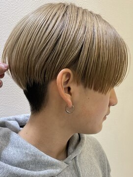 ロンドブルーム 天神大名店(Lond Bloom) ダブルカラーショートボブインナーカラーハイライトケアブリーチ