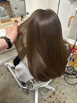 ウィークエンド(WEEKEND)&nbsp;アッシュグレージュ【カット＋Wカラー＋トリートメント13800円】