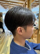 ラグーン(LAGOON)&nbsp;メンズカット/センター分け/マッシュ/ウルフ/韓国風ヘア