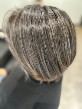 メイン(MAIN) 外国人風ハイライト