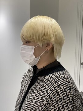 アプローズ(APPLAUSE) 抜きっぱなしブロンド