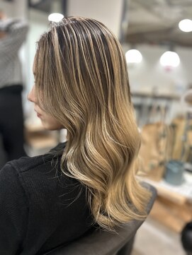 ラフ 難波店(LAFF) #黒髪#ボブルフ#ネビージュ#小顔#ワンレン