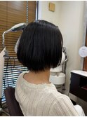 ショートボブ