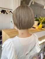 エヴァン(HEVIN) ミニボブ☆ミルクティーベージュ