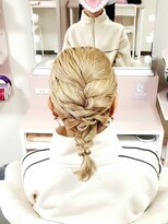 ヒャン(hyang)&nbsp;編み込みアレンジ