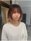 大人可愛いくびれボブインナーカラーホワイトピンク肩ライン