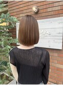 切りっぱなしストレートボブ