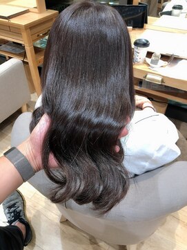 極上艶ストレート＋柔らかカラー韓国上品ツヤ髪