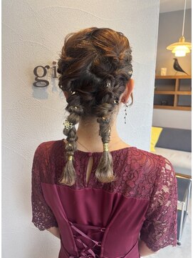 ジレ(giLet) 大人可愛い☆編みおろしツインアレンジ