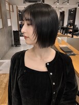 アカラ(acala)&nbsp;暗髪レイヤーボブ