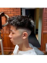 ハナテンベース(HANATEN BASE) フェード×ジェットモヒカン メンズショート_スパイキーショート