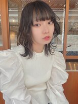 シェルター バイ トウキョウ(Shelter by TOKYO)&nbsp;外ハネエアリーウルフヘア×透明感グレージュ×インナーカラー