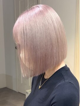 ベレーザ 渋谷(BELEZA) 2409外国人風カラーセンター分けボブバニラベージュエギュモリ