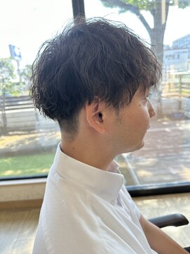 フェリア サウスガーデン(felia southgarden) 20代30代波巻き束感ショートツーブロックマッシュアップバング