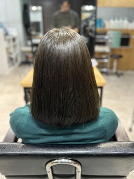 ネウィ 池袋(newi) オリーブグレー