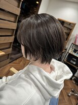 ラグナ(Lagna)&nbsp;クセを活かしたショートボブ