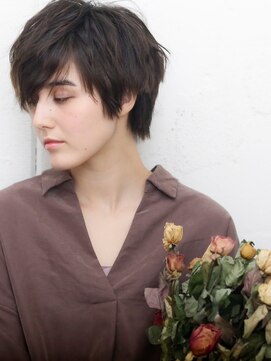 アトリエパーランプ(Atelier par LAMPE) インナーハイライトアシンメトリー斜めバングウルフマッシュc4