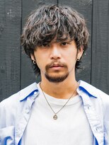 マッシュウルフ×波巻きスパイラルパーマスタイル