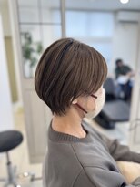 ベルバイグレイス(BELLE by grace)&nbsp;ショートボブ/アッシュベージュ