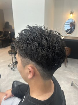 ファルベ(Farbe) メンズパーマ