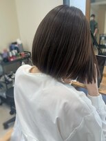 バッカ 横浜桜木町店(BACCA)&nbsp;切りっぱなしボブ、グレージュ