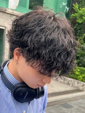 テン 心斎橋(tenn.) 心斎橋波巻きパーマサーフカールツイストスパイラルパーマ緩め◎