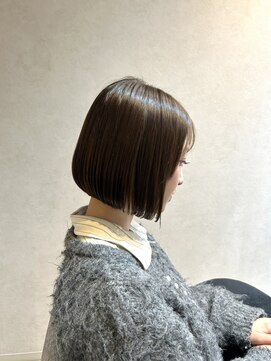 ネウィ 大分中央町店(newi) オリーブベージュ艶感ミニボブ内巻き梅雨対策うねり防止