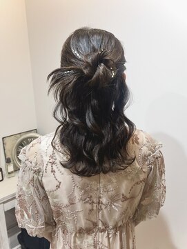 ヘアコレクション アンジュ(Hair collection Unge) ゆるふわカチモリハーフアップアレンジ＊