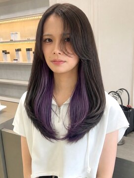 セプト 天神大名(SEPT.) 顔周りカット インナーカラー セミロング ダークグレージュ