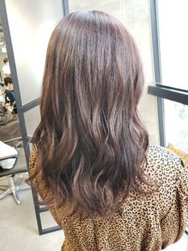 ラフランクリー(la frankly) 20代30代/イヤリングカラー/ミニボブ/ショートボブ