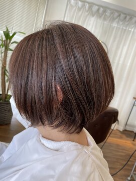 ロッタ(Lotta) ショートボブ