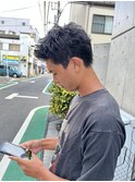 スパイキーショート お洒落ショート 短髪 ピンパーマ 眉毛