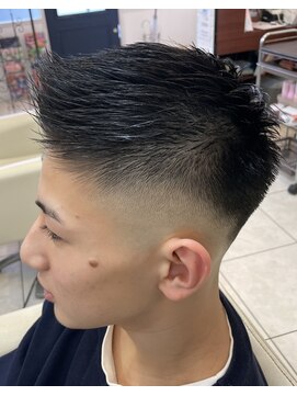 ステアー バイ ボス(Stair by boss) フェードカット