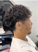 イケおじ×大人波巻きパーマ×渋め綺麗めスタイル