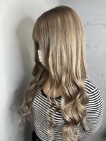 ワン(ONE)&nbsp;大人透明感ベージュ