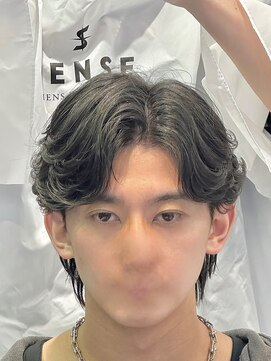 センス 渋谷 宇田川交番前(SENSE) カルマパーマ/フェザーパーマ/センターパート/刈り上げ/清潔感