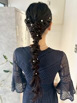 ムーン バイ ケンジ(moon by KENJE)&nbsp;『Nanaka』スーパーロング/ヘアセット/編みおろし